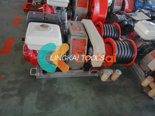 30 Kn 50kn 9KW চালিত ডাবল ক্যাপস্টান ক্যাবল উইঞ্চ টাওয়ার ইরেকশন সরঞ্জাম